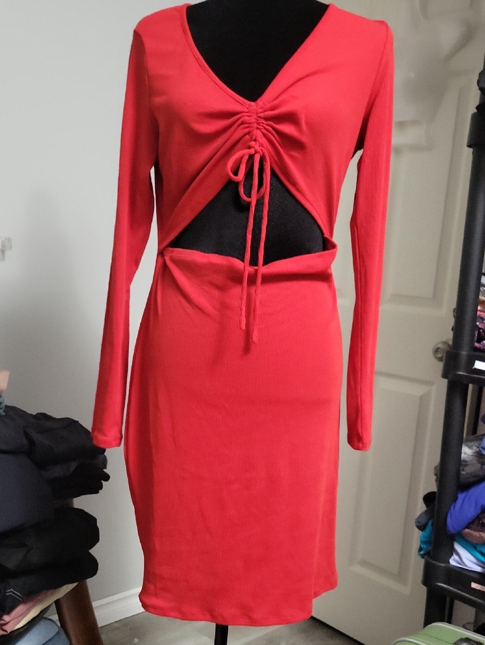 BCBG Paris Large Red* Midi Dress With Open Stomach Area And Ruching